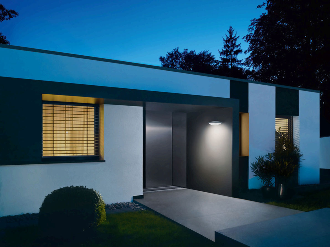 Venkovní nástěnné LED svítidlo se senzorem a Bluetooth L 825 SC antracit