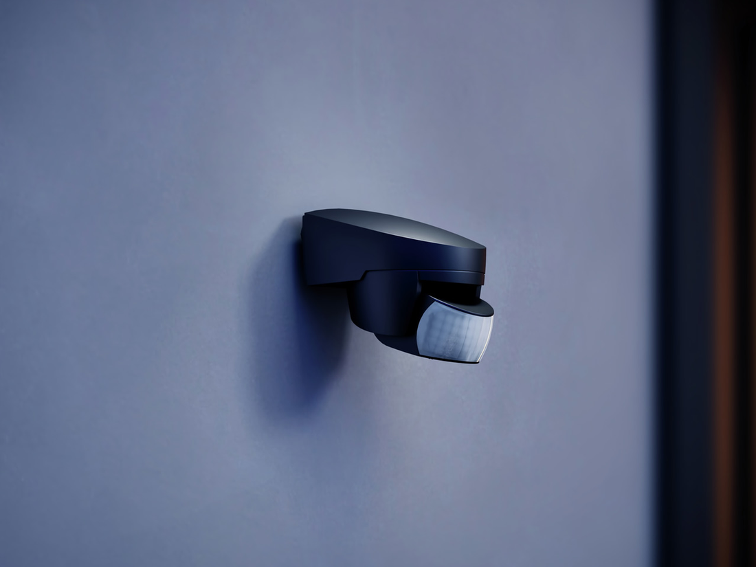 Venkovní nástěnný senzor pohybu IS 140-2 černý