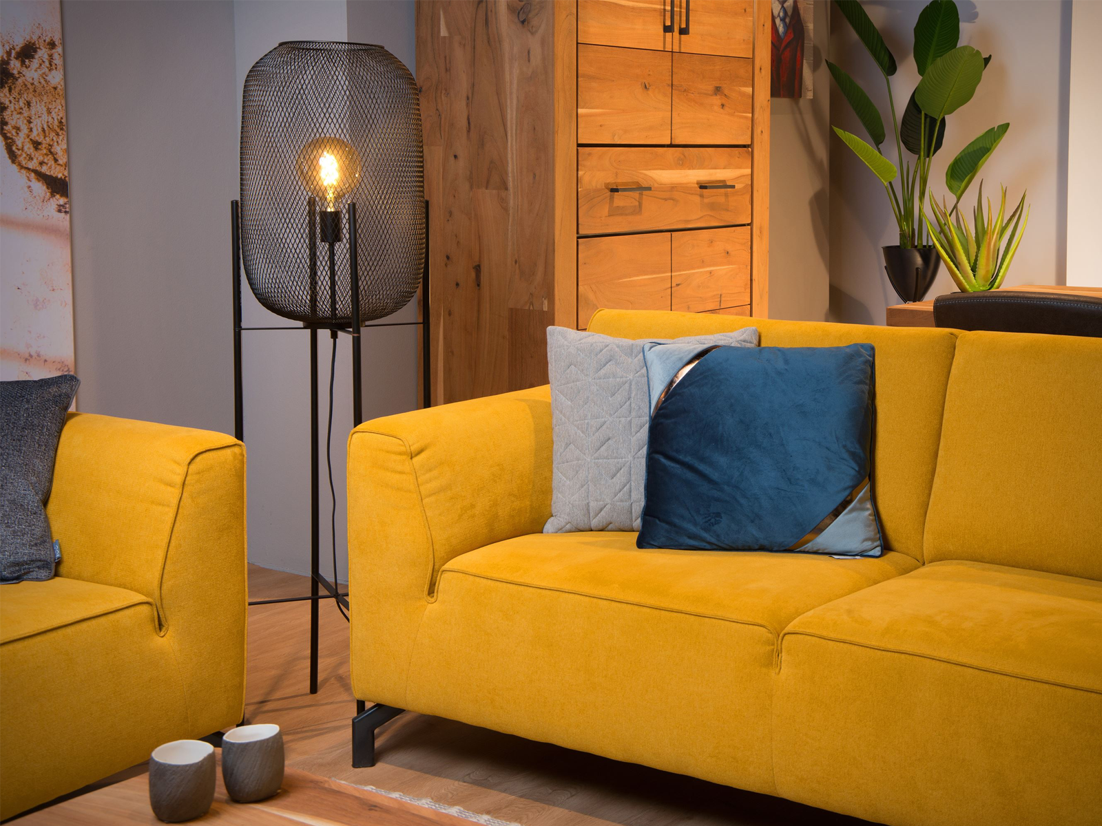 Stojací lampa Mesh černá, E27, 135cm